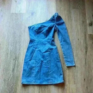 Grlfrnd Ellie one sleeve denim dress size xs